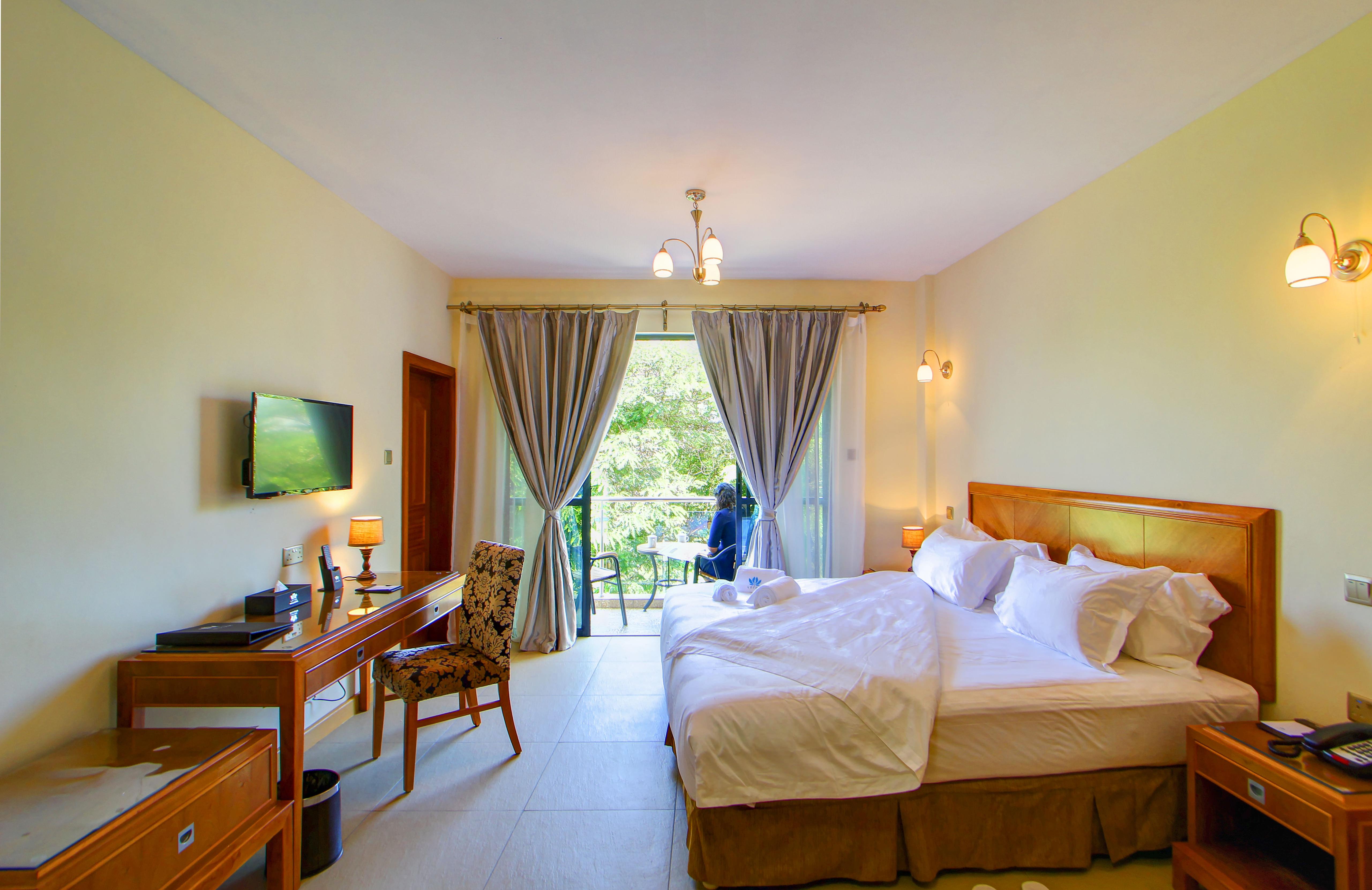 Lotos Inn & Suites, Nairobi Esterno foto